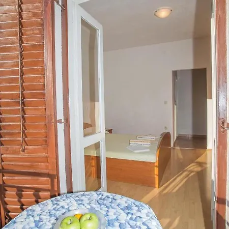 Affittacamere Nuic 748 Makarska