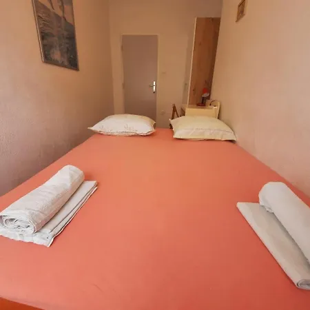 Nuic 748 Guest house Makarska