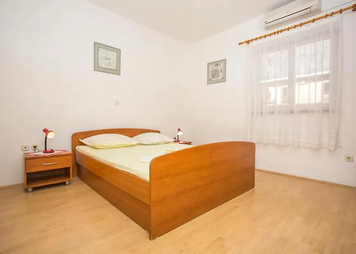 Nuic 3* Makarská